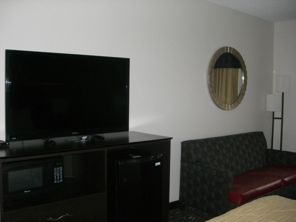 Quality Inn Brooklyn Center Exteriör bild